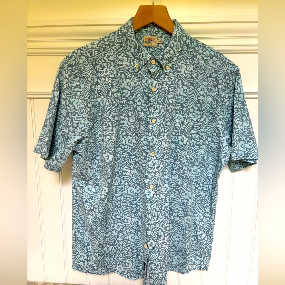 Faherty Hemp patterned short sleeve shirt sz M